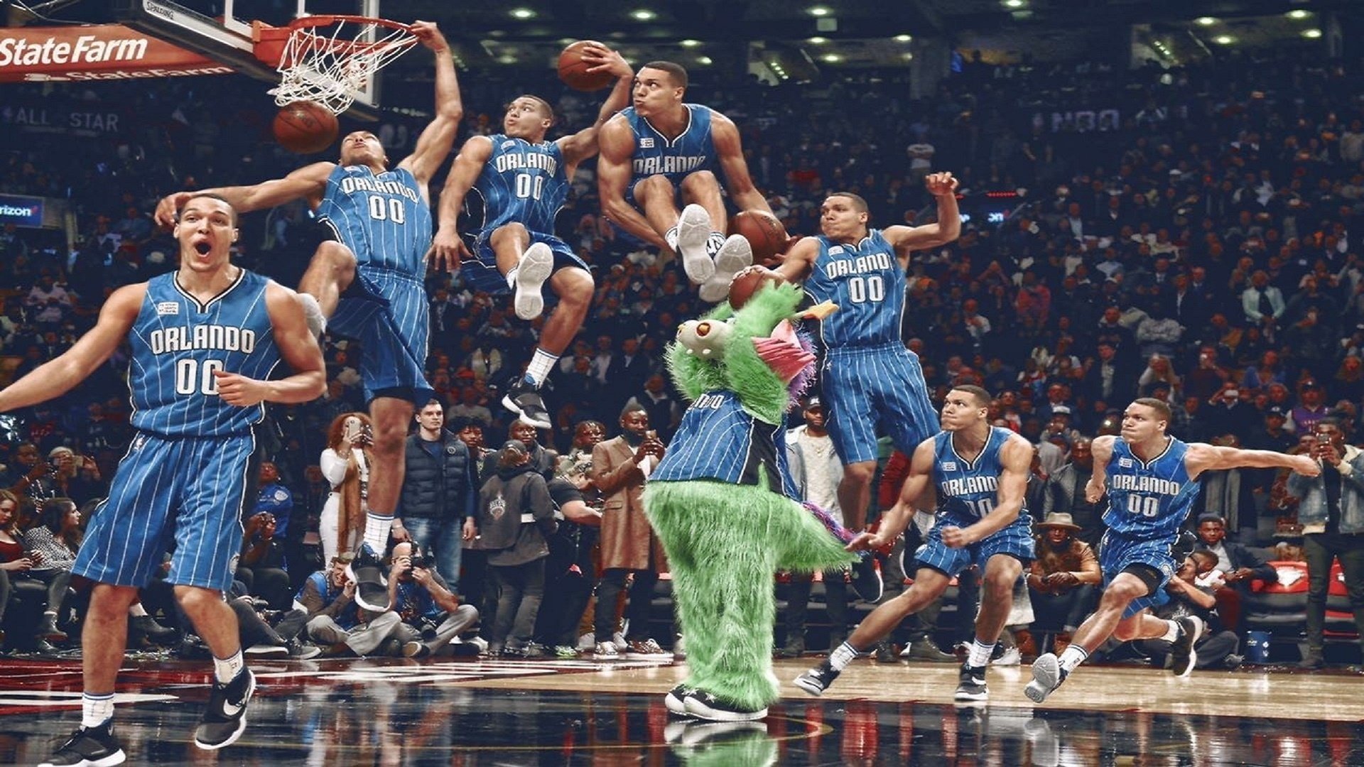 广州富力主场遭大连一方逆转，中超战局变化，广州富力主场球迷区